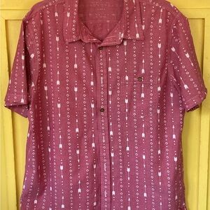 American Eagle Red & White Casual Button Down Shirt XL